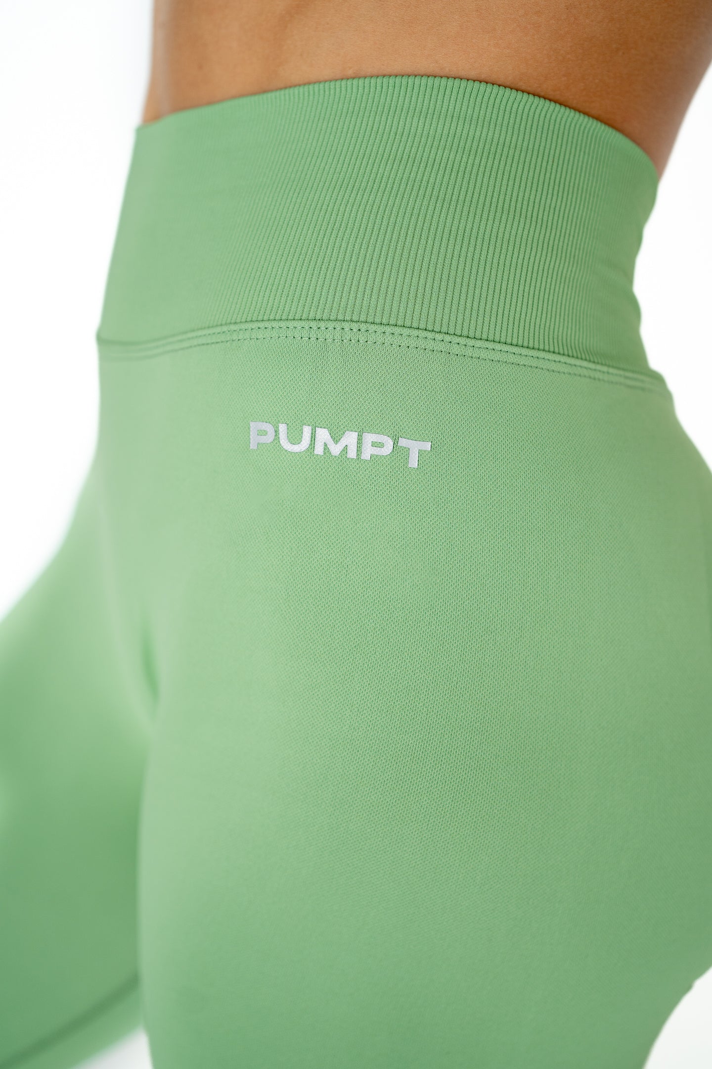 V-Back Leggings - Green