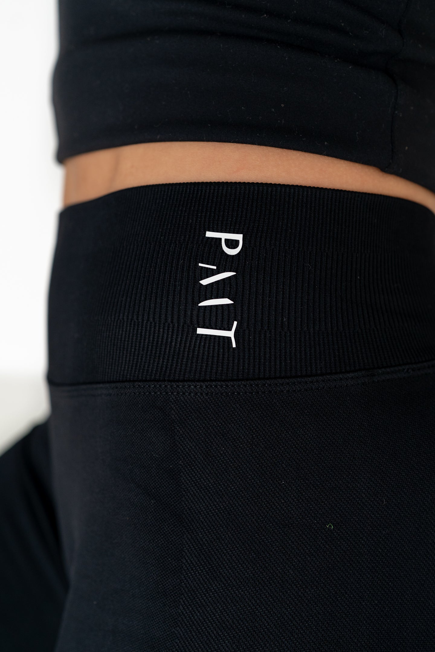 Signature Leggings - Black