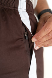 Classic Cut Gym Shorts - Brown