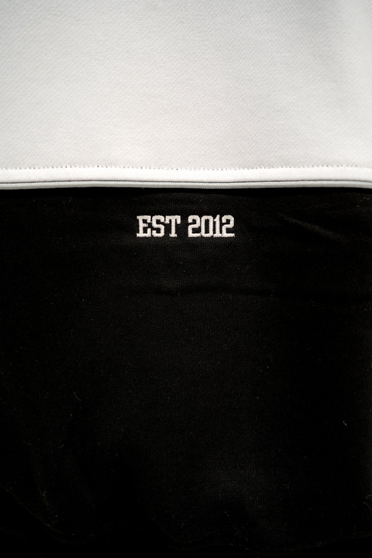 Classic Quarter Zip - Black