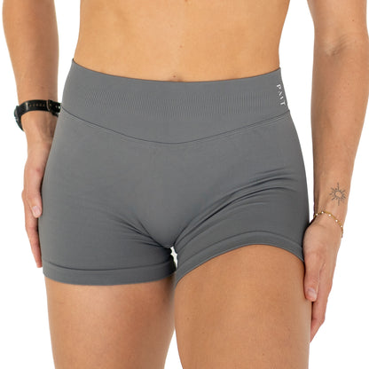Signature Shorts - Grey