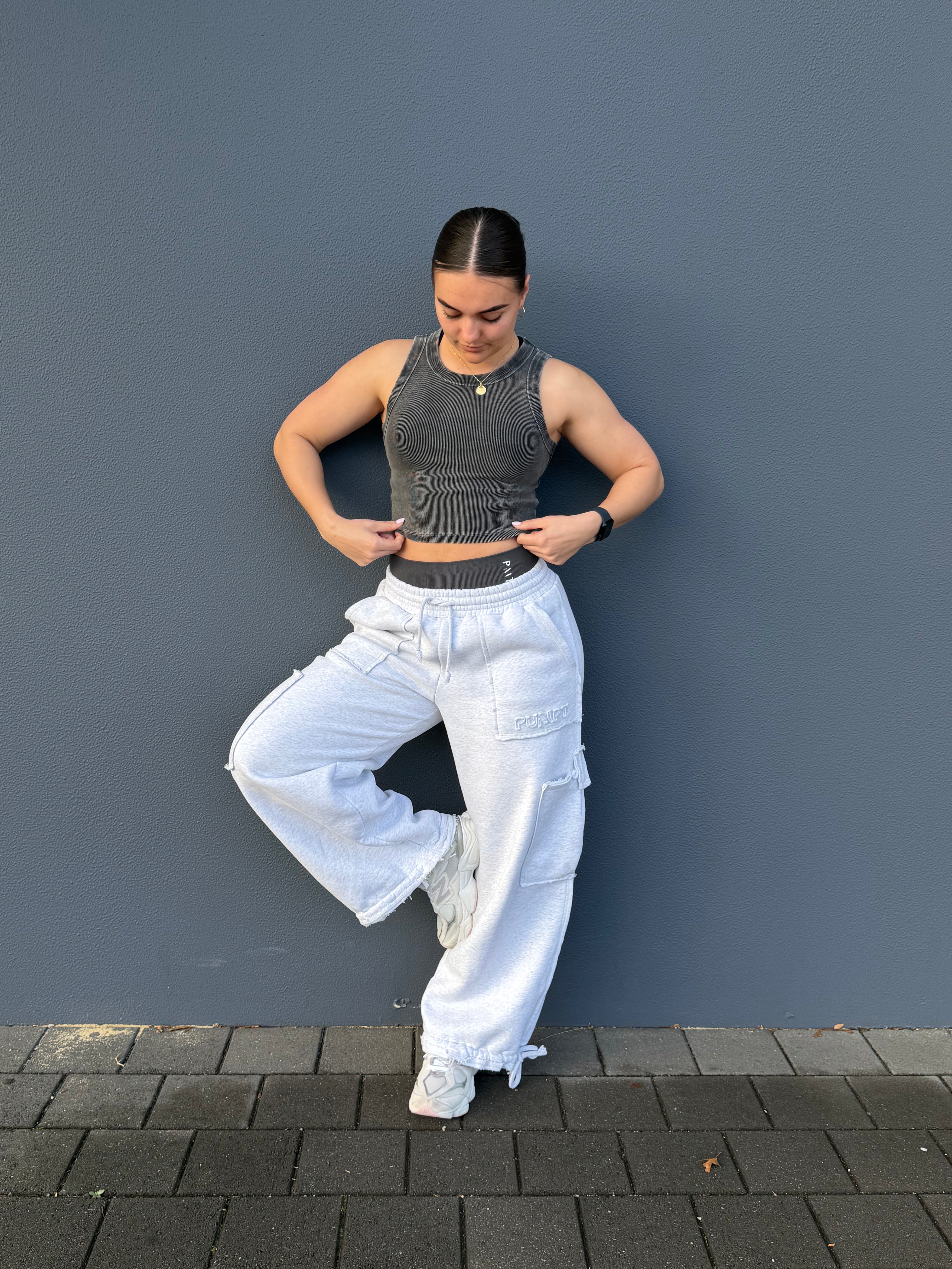 Cropped Ribbed Singlet