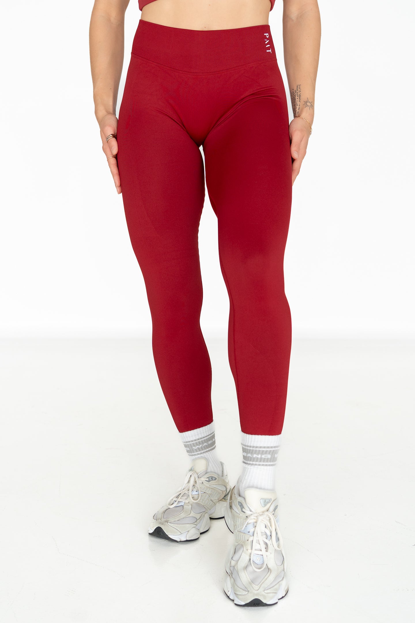 Signature Leggings - Cherry