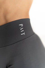 Signature Shorts - Charcoal